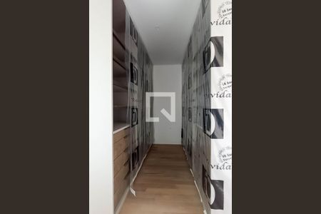 Apartamento à venda com 387m², 4 quartos e 4 vagas Apartamento à venda com 387m², 4 quartos e 4 vagasCloset  da suíte master