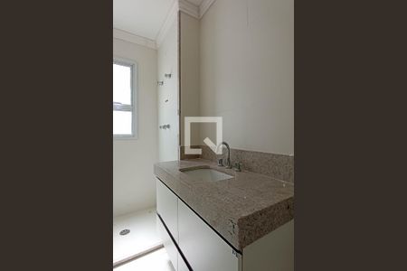 Apartamento à venda com 387m², 4 quartos e 4 vagas Apartamento à venda com 387m², 4 quartos e 4 vagasBanheiro da  suíte 1