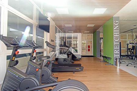 Apartamento à venda com 387m², 4 quartos e 4 vagas Apartamento à venda com 387m², 4 quartos e 4 vagasÁrea comum - Academia