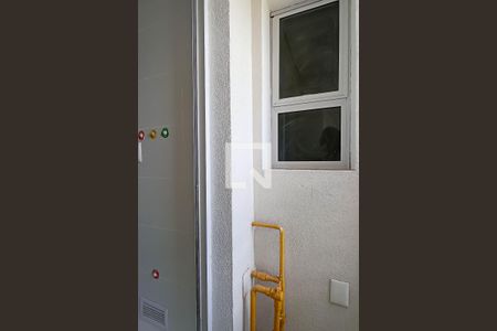 Apartamento à venda com 387m², 4 quartos e 4 vagas Apartamento à venda com 387m², 4 quartos e 4 vagasVaranda área de serviço