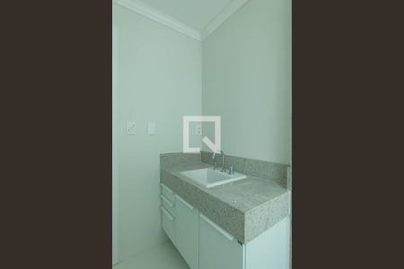 Apartamento à venda com 387m², 4 quartos e 4 vagas Apartamento à venda com 387m², 4 quartos e 4 vagasBanheiro 2 da suíte master