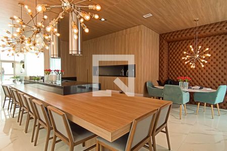 Apartamento à venda com 387m², 4 quartos e 4 vagas Apartamento à venda com 387m², 4 quartos e 4 vagasÁrea comum - Salão de festas