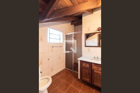 Casa à venda com 350m², 5 quartos e 4 vagas Casa à venda com 350m², 5 quartos e 4 vagasBanheiro da Suíte 1