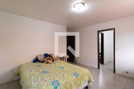 Casa à venda com 350m², 5 quartos e 4 vagas Casa à venda com 350m², 5 quartos e 4 vagasQuarto 5 - suíte