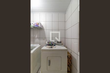 Casa à venda com 350m², 5 quartos e 4 vagas Casa à venda com 350m², 5 quartos e 4 vagasÁrea de Serviço