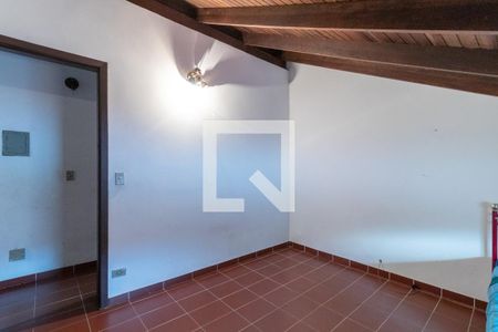 Casa à venda com 350m², 5 quartos e 4 vagas Casa à venda com 350m², 5 quartos e 4 vagasQuarto 2