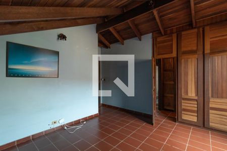 Casa à venda com 350m², 5 quartos e 4 vagas Casa à venda com 350m², 5 quartos e 4 vagasQuarto 3 - suíte