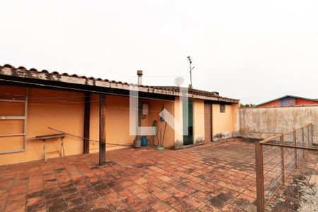Casa à venda com 350m², 5 quartos e 4 vagas Casa à venda com 350m², 5 quartos e 4 vagasTerraço