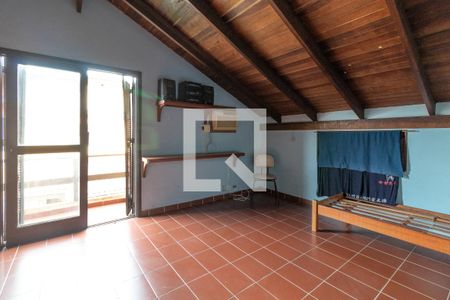 Casa à venda com 350m², 5 quartos e 4 vagas Casa à venda com 350m², 5 quartos e 4 vagasQuarto 3 - suíte