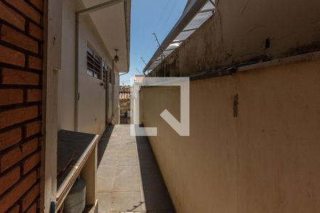 Casa à venda com 215m², 4 quartos e 3 vagas Casa à venda com 215m², 4 quartos e 3 vagasQuintal