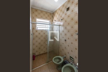 Casa à venda com 215m², 4 quartos e 3 vagas Casa à venda com 215m², 4 quartos e 3 vagasBanheiro da Suíte