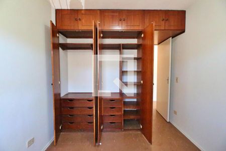 Apartamento à venda com 50m², 2 quartos e 1 vagaQuarto 2 - Armários