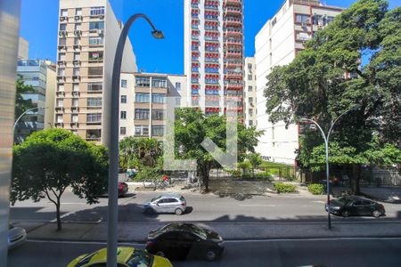 Apartamento à venda com 175m², 4 quartos e 1 vaga Apartamento à venda com 175m², 4 quartos e 1 vagaVista do Quarto 2