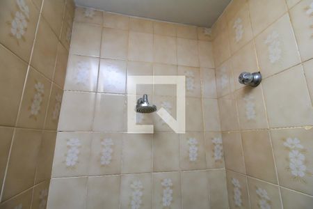 Apartamento à venda com 175m², 4 quartos e 1 vaga Apartamento à venda com 175m², 4 quartos e 1 vagaChuveiro