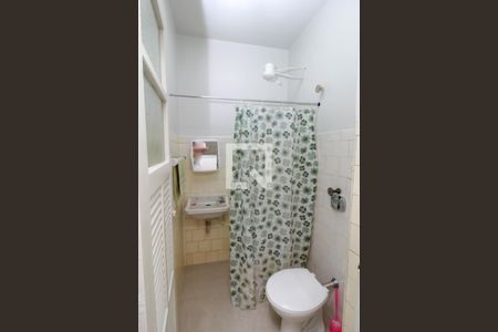 Apartamento à venda com 175m², 4 quartos e 1 vaga Apartamento à venda com 175m², 4 quartos e 1 vagaBanheiro de Serviço