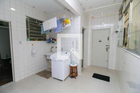 Apartamento à venda com 175m², 4 quartos e 1 vaga Apartamento à venda com 175m², 4 quartos e 1 vagaÁrea de Serviço