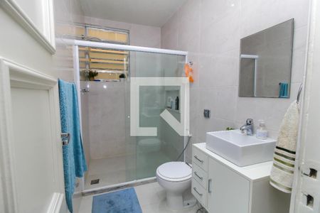 Apartamento à venda com 175m², 4 quartos e 1 vaga Apartamento à venda com 175m², 4 quartos e 1 vagaBanheiro Social