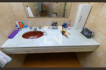 Apartamento à venda com 175m², 4 quartos e 1 vaga Apartamento à venda com 175m², 4 quartos e 1 vagaBanheiro da Suíte