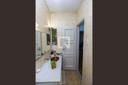 Apartamento à venda com 175m², 4 quartos e 1 vaga Apartamento à venda com 175m², 4 quartos e 1 vagaLavabo