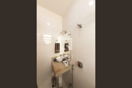 Apartamento à venda com 96m², 3 quartos e 2 vagas Apartamento à venda com 96m², 3 quartos e 2 vagasBanheiro suíte