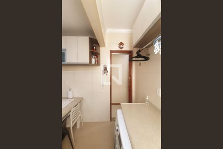 Apartamento à venda com 96m², 3 quartos e 2 vagas Apartamento à venda com 96m², 3 quartos e 2 vagasCozinha