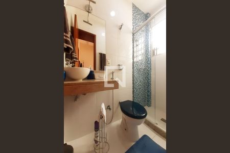 Apartamento à venda com 96m², 3 quartos e 2 vagas Apartamento à venda com 96m², 3 quartos e 2 vagasBanheiro suíte