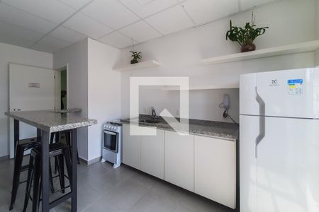 Apartamento à venda com 36m², 2 quartos e sem vagaÁrea comum - Salão de festas