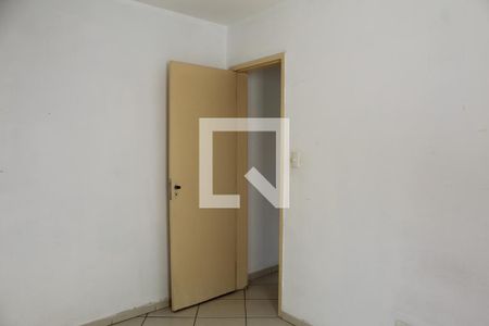 Quarto 2 de apartamento para alugar com 2 quartos, 52m² em Cidade Líder, São Paulo