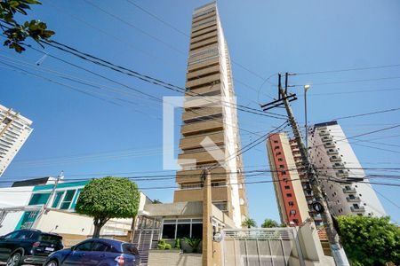 Apartamento à venda com 188m², 4 quartos e 3 vagas Apartamento à venda com 188m², 4 quartos e 3 vagasFachada