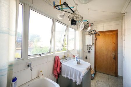 Apartamento à venda com 188m², 4 quartos e 3 vagas Apartamento à venda com 188m², 4 quartos e 3 vagasÁrea de serviço