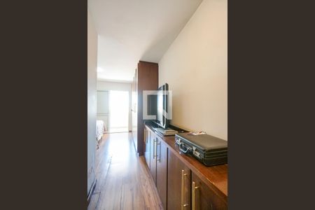 Apartamento à venda com 188m², 4 quartos e 3 vagas Apartamento à venda com 188m², 4 quartos e 3 vagasSuíte 1