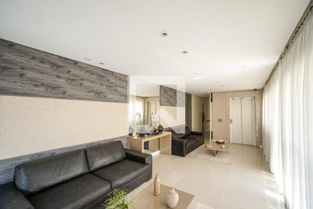 Apartamento à venda com 188m², 4 quartos e 3 vagas Apartamento à venda com 188m², 4 quartos e 3 vagasHall social