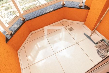 Casa à venda com 150m², 3 quartos e 5 vagas Casa à venda com 150m², 3 quartos e 5 vagasVaranda da Suíte