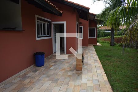 Casa para alugar com 328m², 3 quartos e 8 vagasQuintal