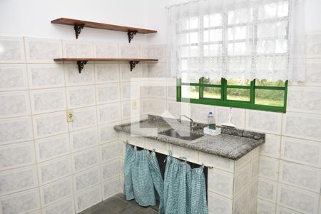 Casa para alugar com 328m², 3 quartos e 8 vagasCozinha Casa 2