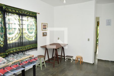 Casa para alugar com 328m², 3 quartos e 8 vagasSala Casa 2