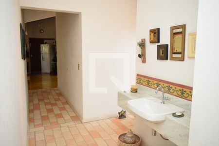 Casa para alugar com 328m², 3 quartos e 8 vagasLavabo