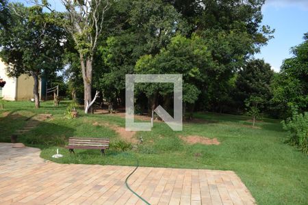 Casa para alugar com 328m², 3 quartos e 8 vagasQuintal