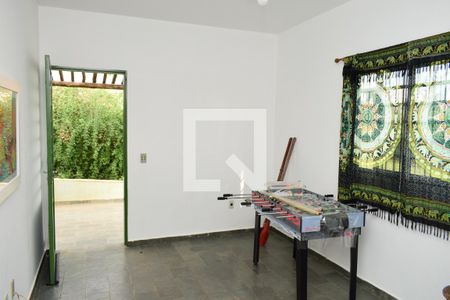 Casa para alugar com 328m², 3 quartos e 8 vagasSala Casa 2