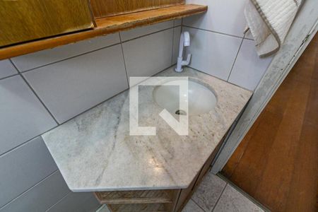 Apartamento à venda com 65m², 2 quartos e sem vagaBanheiro