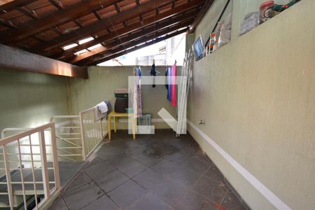 Casa à venda com 238m², 3 quartos e 2 vagas Casa à venda com 238m², 3 quartos e 2 vagasÁrea de Serviço