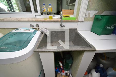 Casa à venda com 238m², 3 quartos e 2 vagas Casa à venda com 238m², 3 quartos e 2 vagasLavanderia (Torneira)