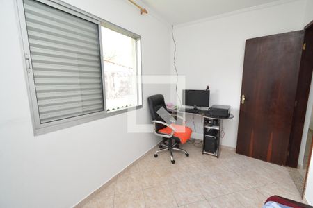 Casa à venda com 238m², 3 quartos e 2 vagas Casa à venda com 238m², 3 quartos e 2 vagasQuarto 2