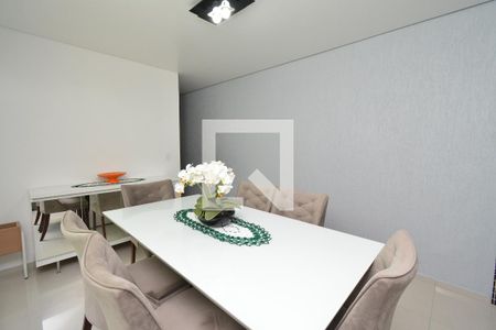 Casa à venda com 238m², 3 quartos e 2 vagas Casa à venda com 238m², 3 quartos e 2 vagasCozinha