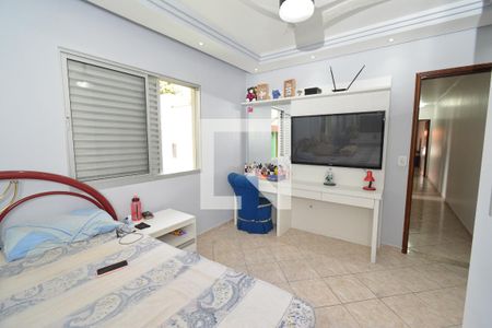 Casa à venda com 238m², 3 quartos e 2 vagas Casa à venda com 238m², 3 quartos e 2 vagasQuarto 3