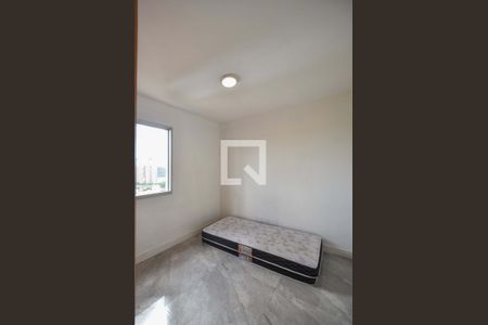 Apartamento à venda com 75m², 2 quartos e 2 vagasQuarto 02