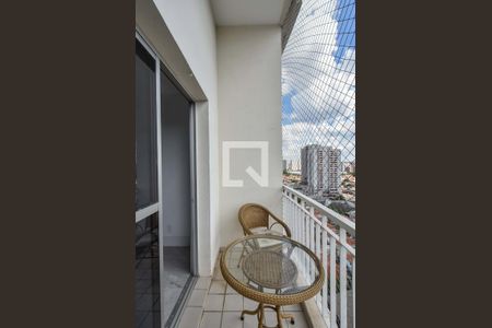 Apartamento à venda com 75m², 2 quartos e 2 vagasVaranda 