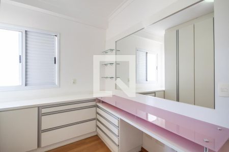 Apartamento à venda com 104m², 3 quartos e 2 vagas Apartamento à venda com 104m², 3 quartos e 2 vagasCloset da Suíte
