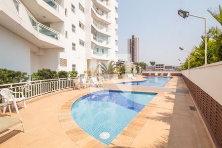 Apartamento à venda com 104m², 3 quartos e 2 vagas Apartamento à venda com 104m², 3 quartos e 2 vagasÁrea comum - Piscina