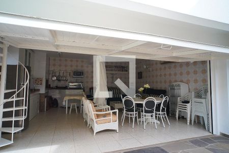 Casa à venda com 200m², 4 quartos e 6 vagasEspaço Gourmet